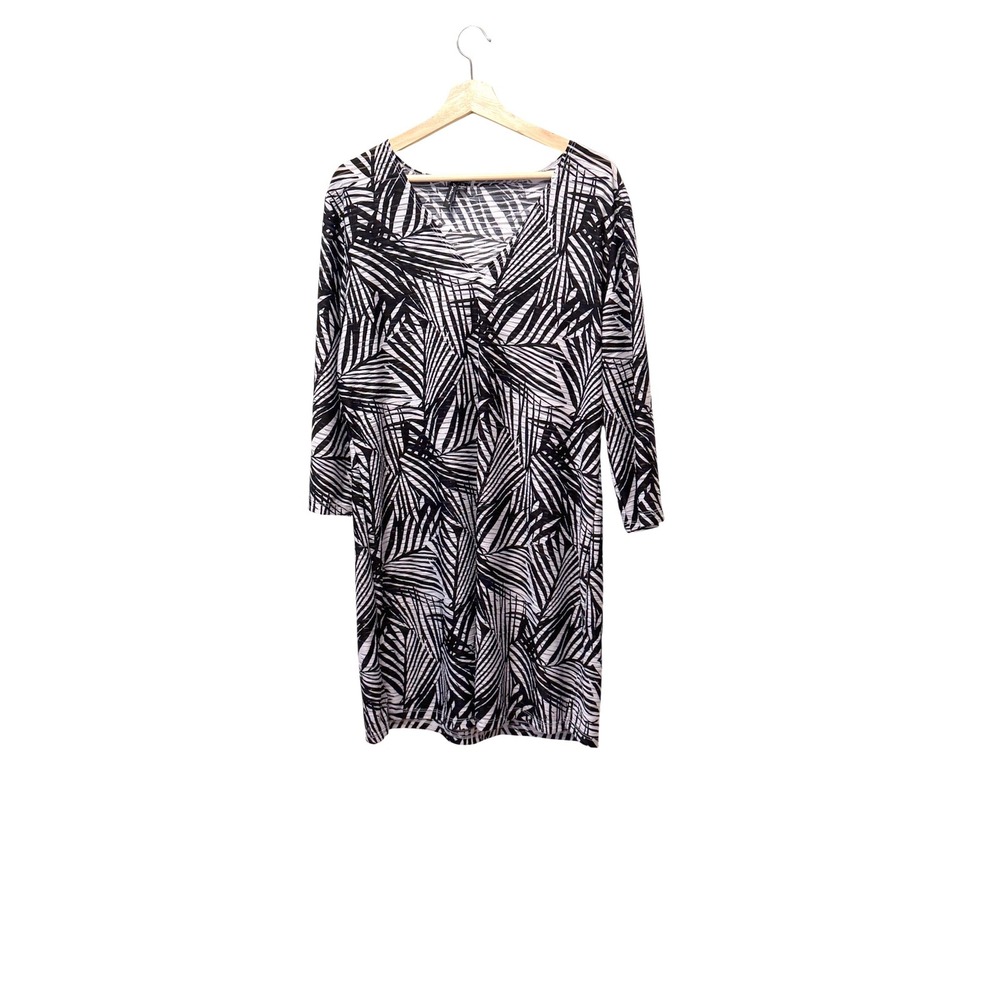 Portocruz Plus Size XXL Black White Palm Leaf Print V-Neck 3/4 Swim Cover Up